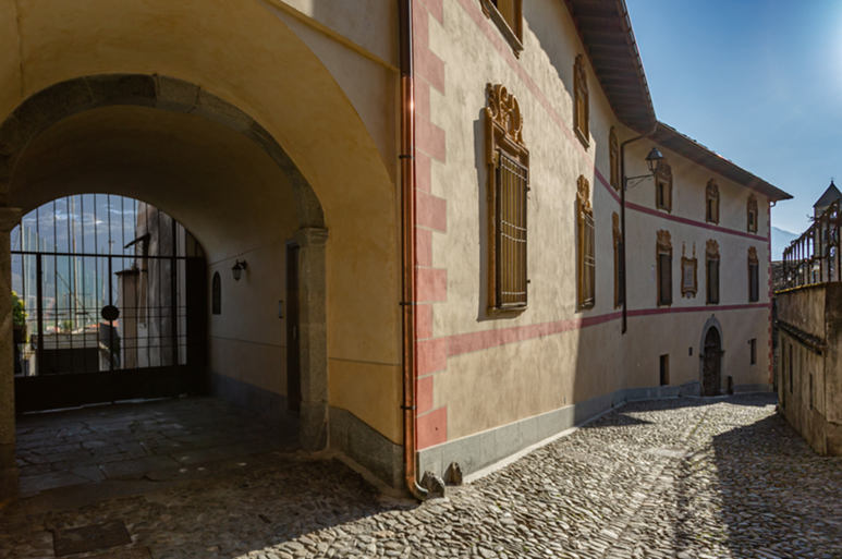RISTORANTE- PALAZZO GUICCIARDI EDIFICCIO STORICO