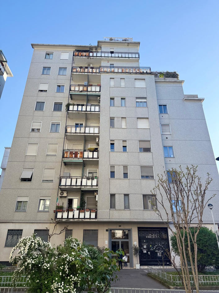 MM3 BRENTA, 2 LOCALI piano alto