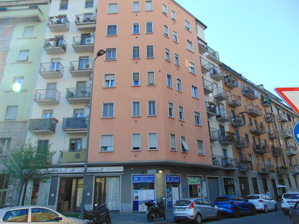 TRE LOCALI - RISTRUTTURATO